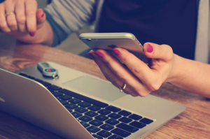 How To Track Family Members' Mobile Phones