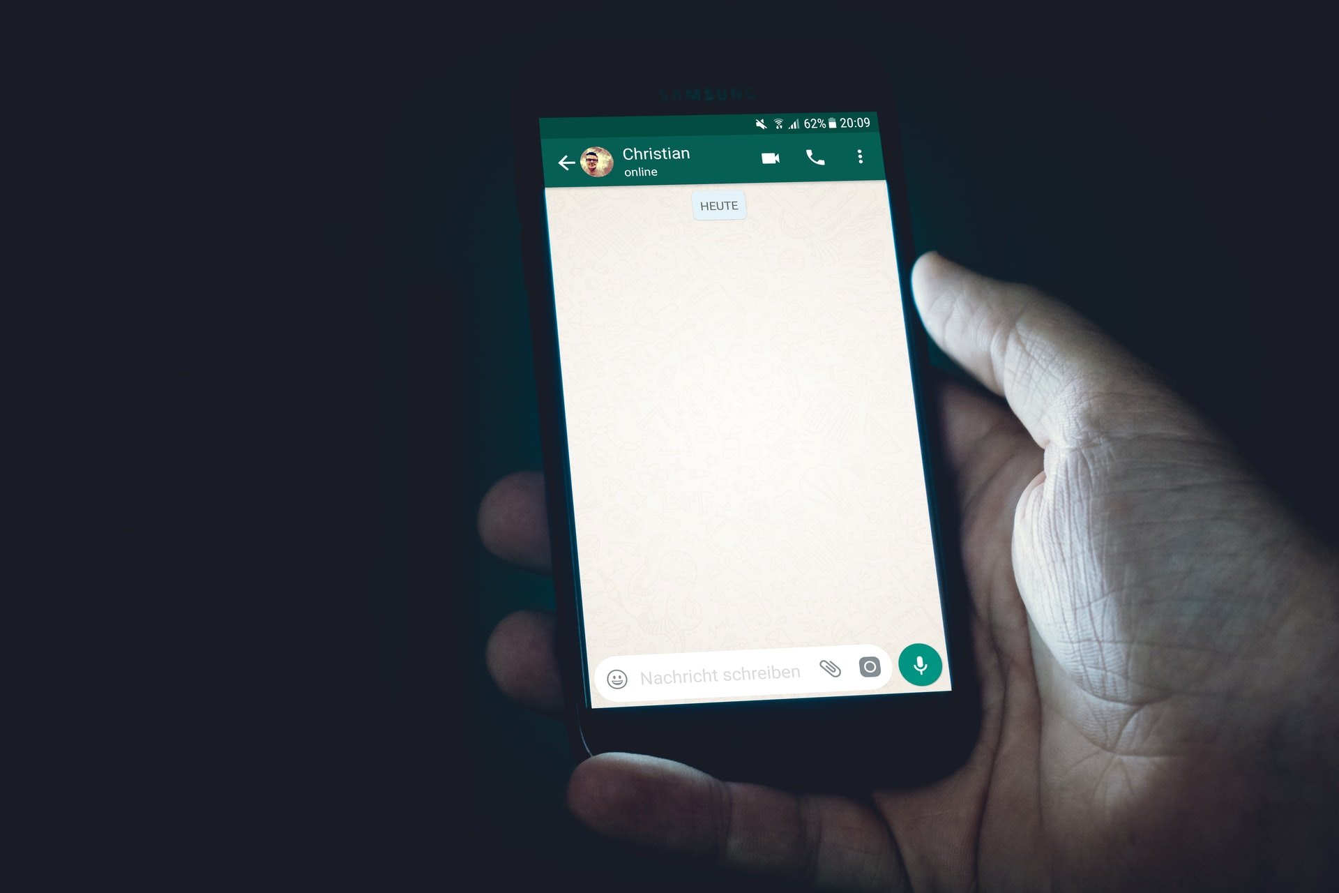 WhatsApp: Check Out the New Feature That Allows Users to Silence Videos Before Sharing