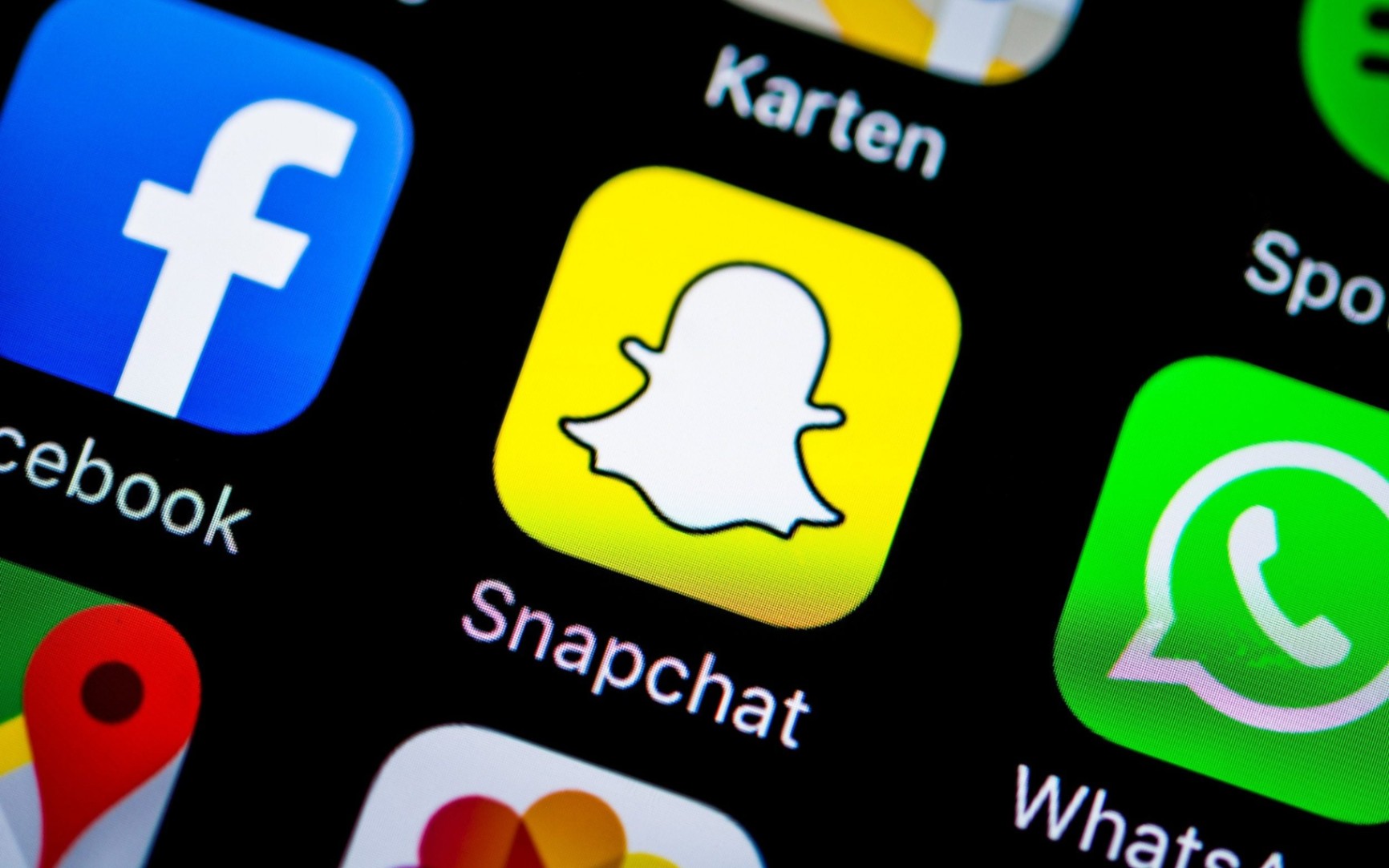 Snapchat: The App to Share Moments, Play Games, and Track People