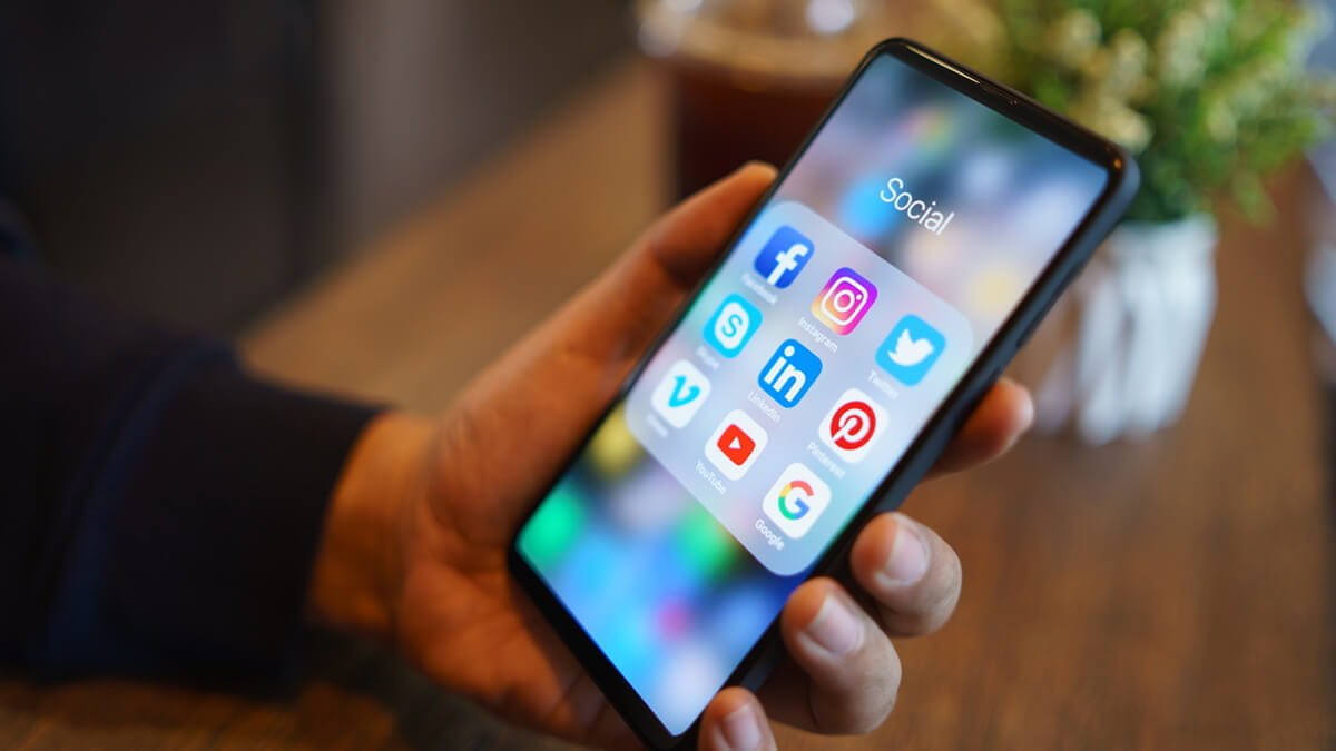 The 13 Best Apps For Social Media Marketing