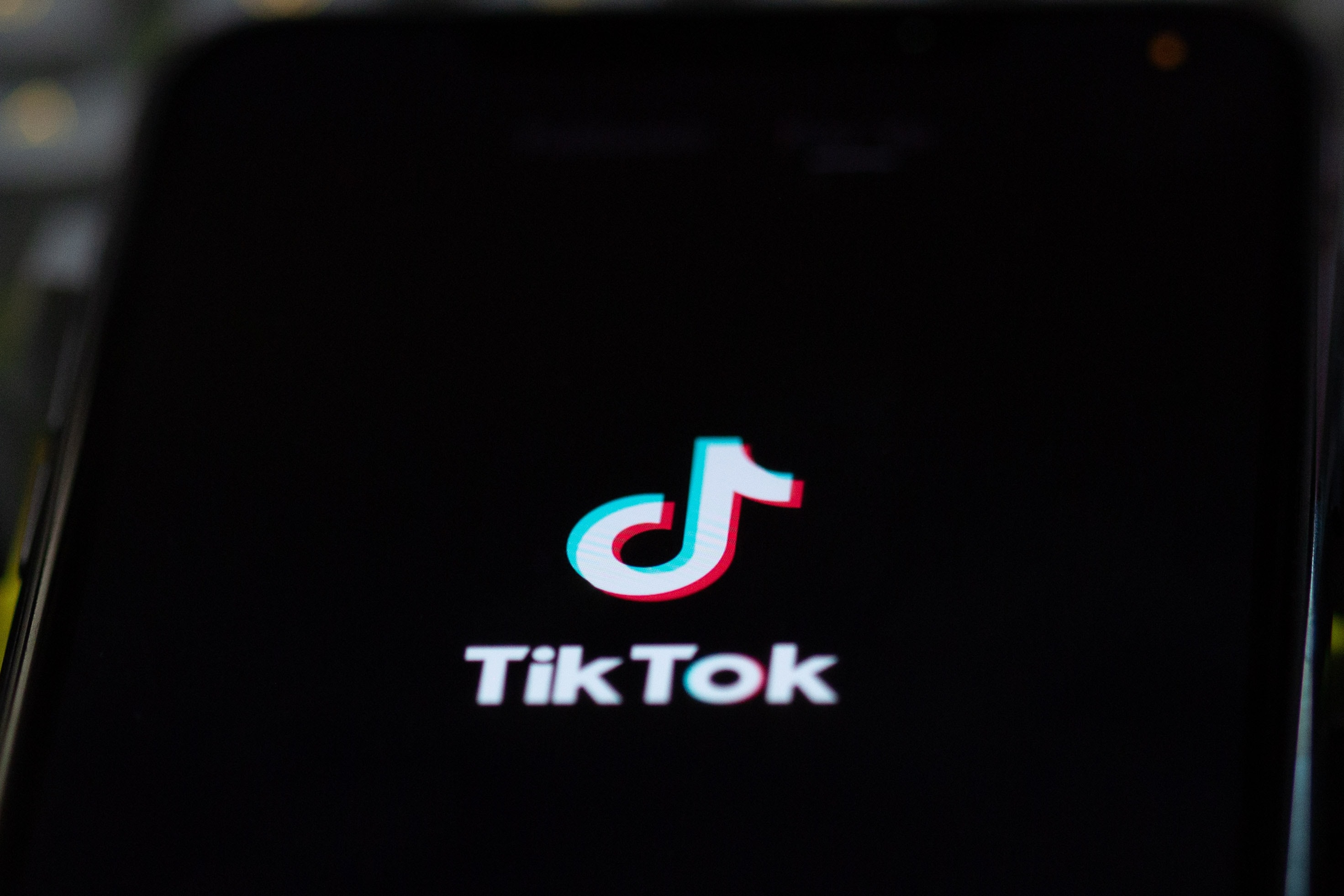 Now It's Easy, Simple, and Fast to Download Videos on TikTok for Free and Online: Learn How