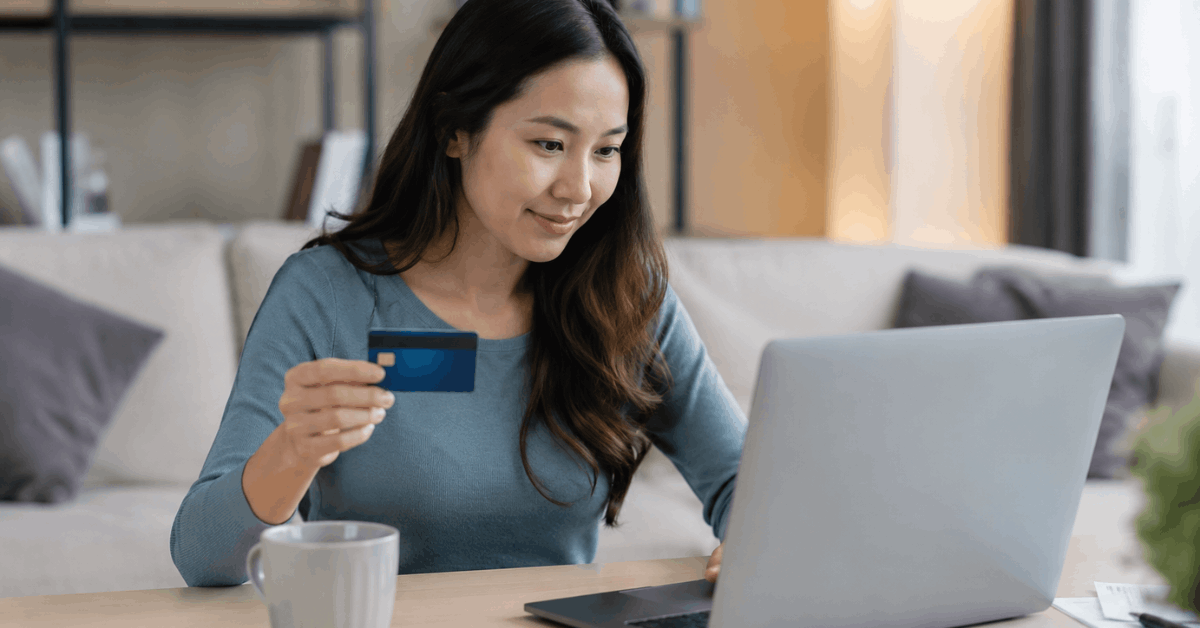 La Banque Postale Visa Classic Review: Fees, Features, and Benefits