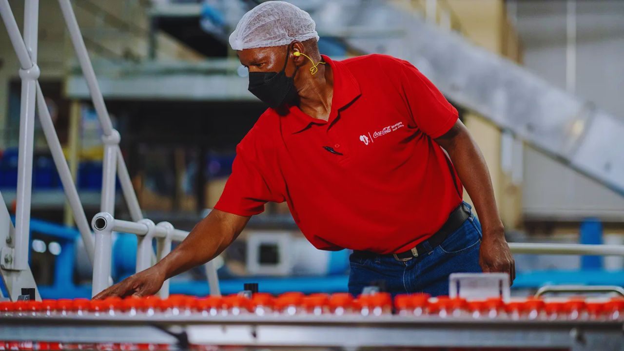How to Secure a Corporate Job at Coca-Cola: Everything Professionals Need to Know